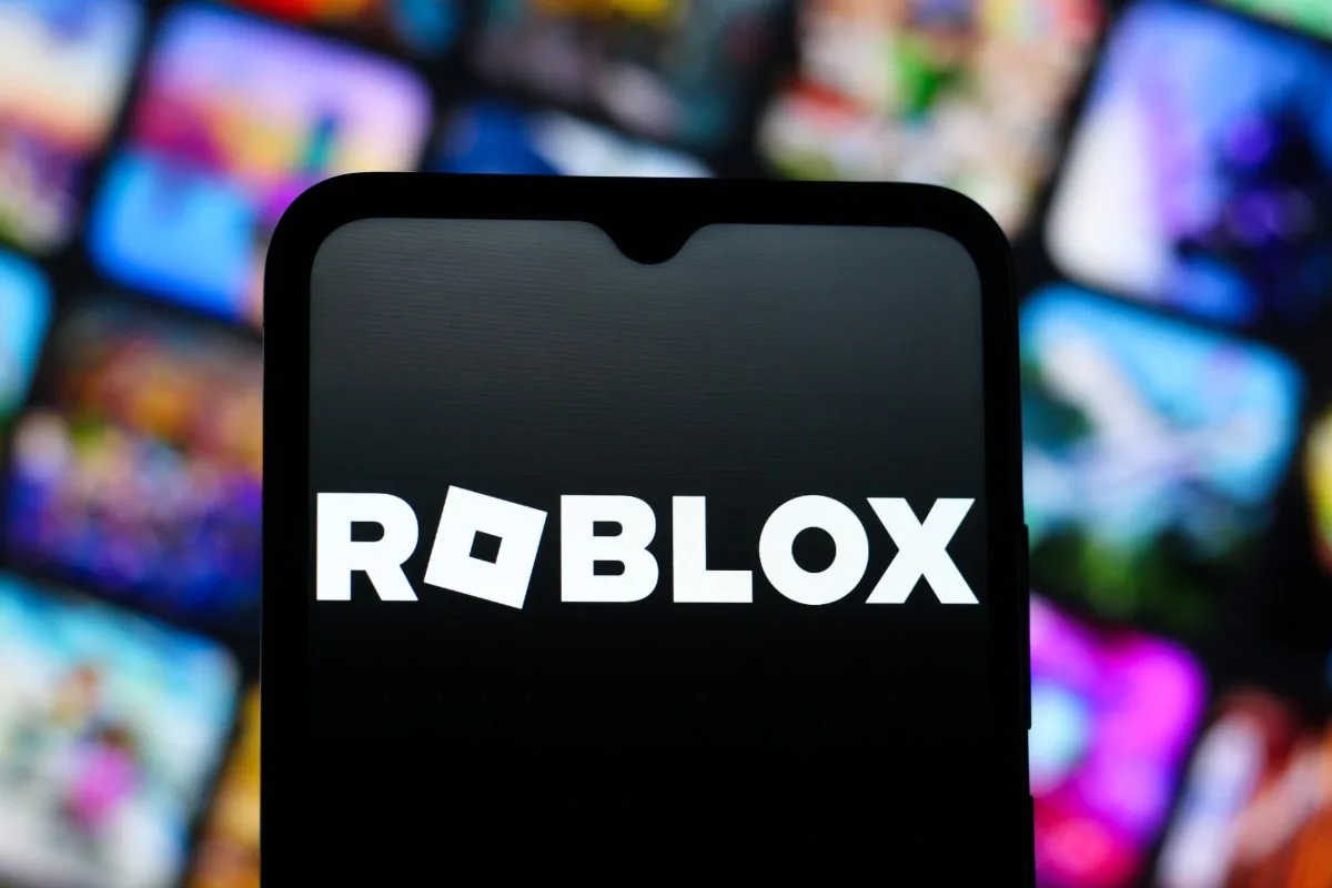 Roblox добавил в ИИ-ассистент режим планирования и генерацию 3D-объектов