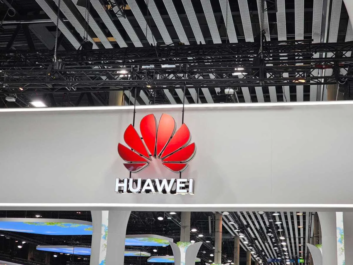 Huawei ускоряет выпуск чипа Ascend 960DT: старт в первом квартале 2027 года