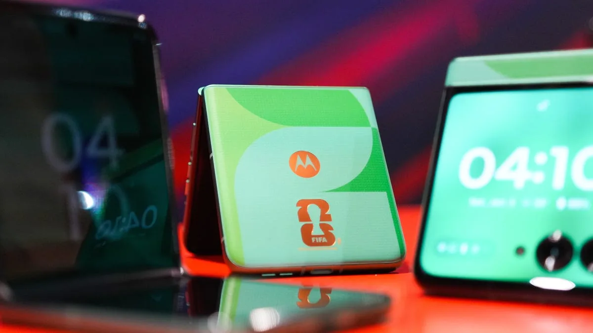 Почему Motorola захватила половину рынка складных смартфонов в США