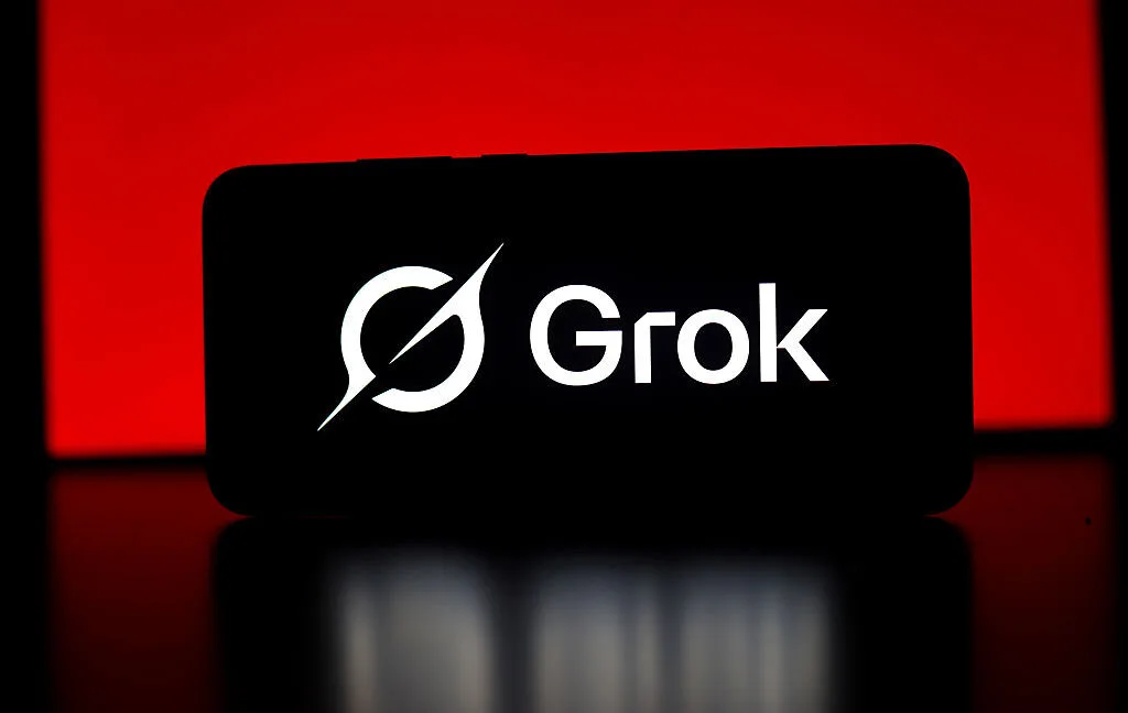 Отчим создал с помощью Grok 7 000 изображений с насилием над падчерицей и покончил с собой