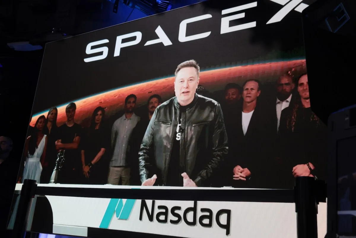 SpaceX вышла на биржу: акции выросли на 19% в первый день торгов