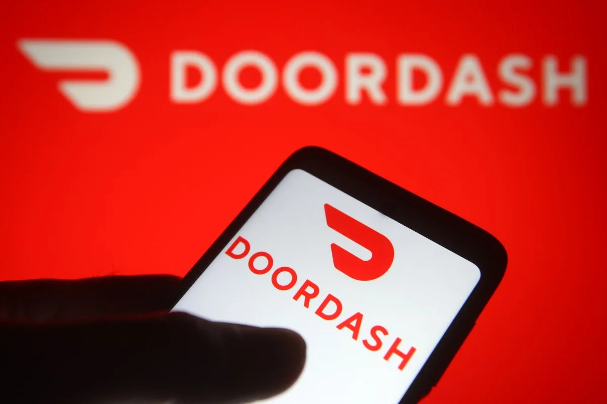 DoorDash запустил ИИ-чатбота Ask DoorDash для заказа еды и продуктов