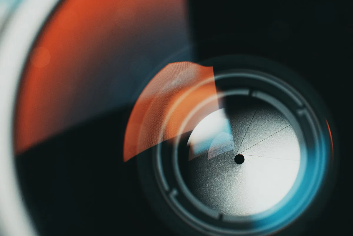 OpenAI купила Glass Imaging за $300 млн: зачем ей камера для смартфонов