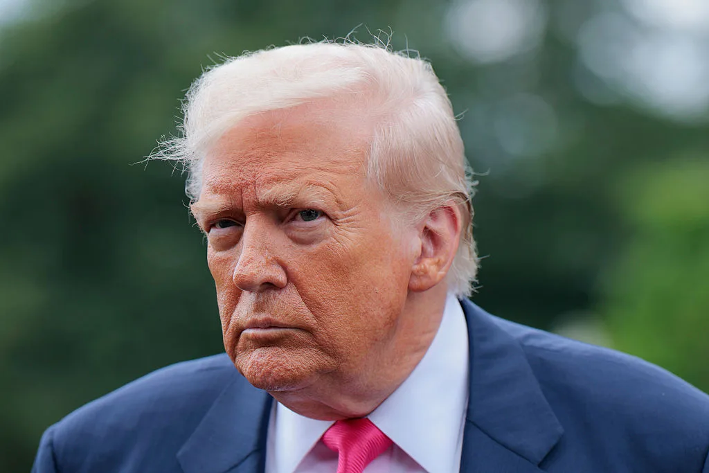 Трамп отложил подписание указа о проверке ИИ-моделей перед выпуском