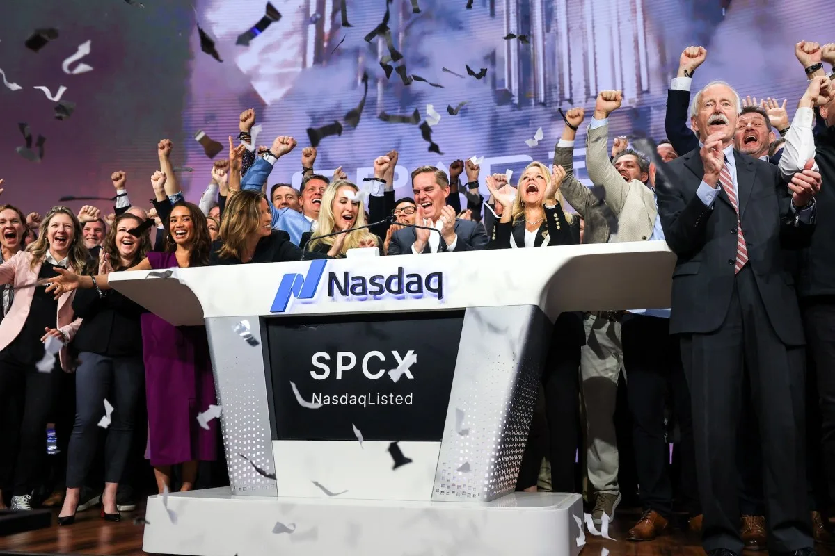 SpaceX провела крупнейшее IPO, открыв сезон выходов на биржу для ИИ-компаний