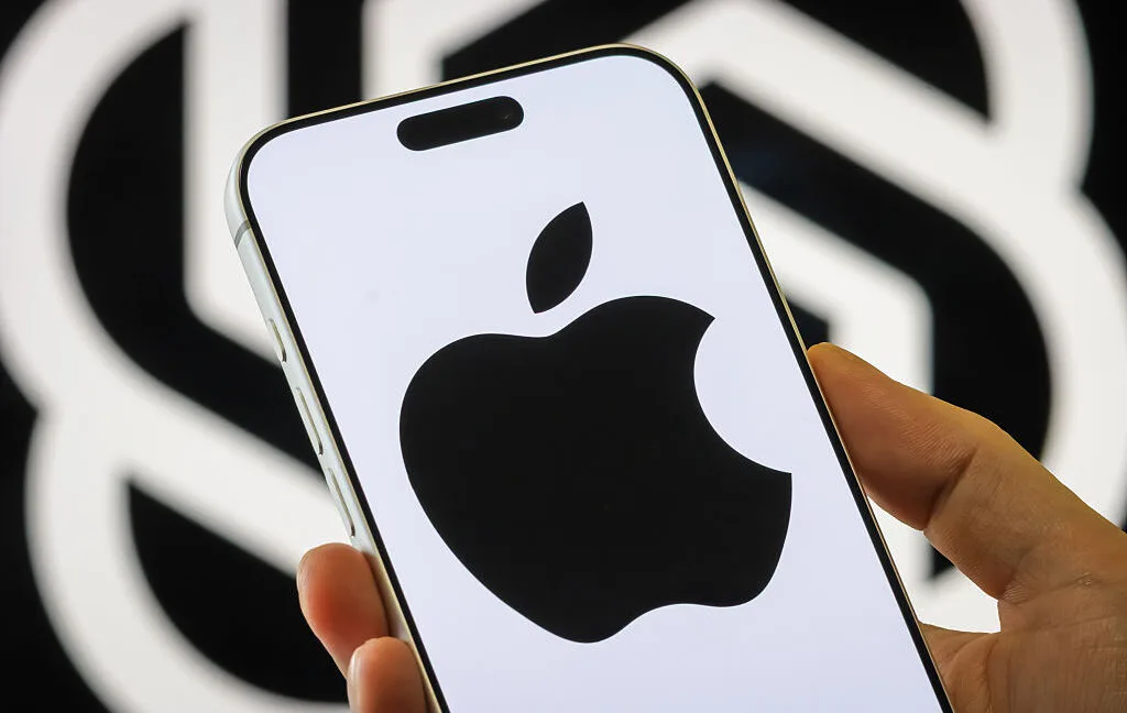 Маск отозвал иск к Apple, но продолжает судиться с OpenAI из-за сделки с iPhone